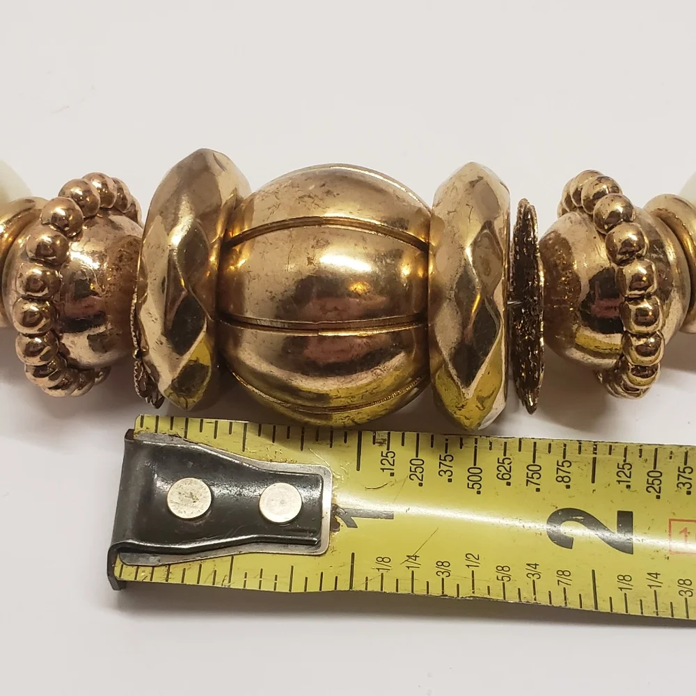 Vintage Gold Tone Metal & Faux Pearl Statement Necklace - Picture 12 of 12